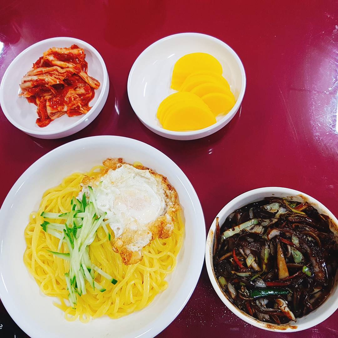 사천성 매장 이미지