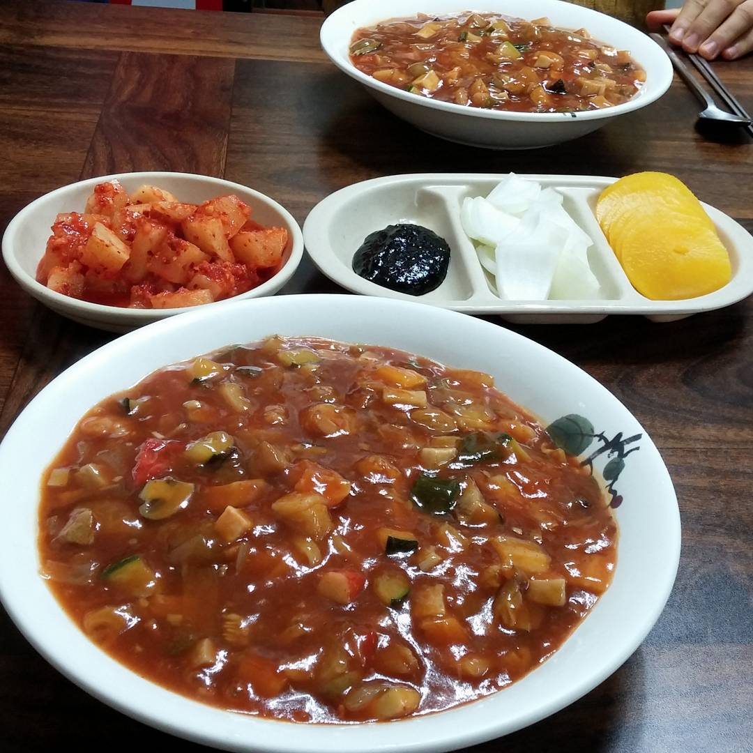 영화원 매장 이미지