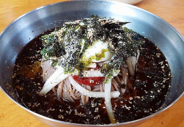 하조대막국수 매장 이미지
