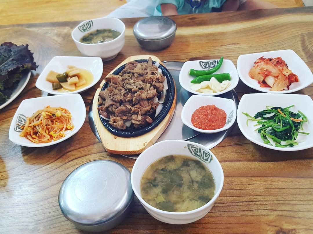 금동숯불삼겹살 매장 이미지
