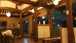 뜰아래 한옥카페 매장 이미지