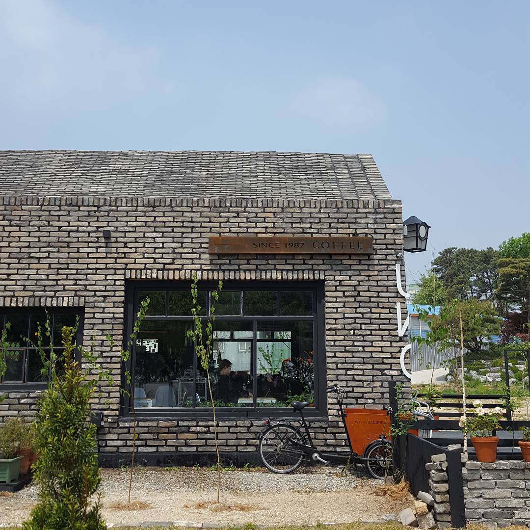 우노커피 매장 이미지