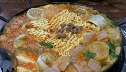 달리는부대찌개 매장 이미지