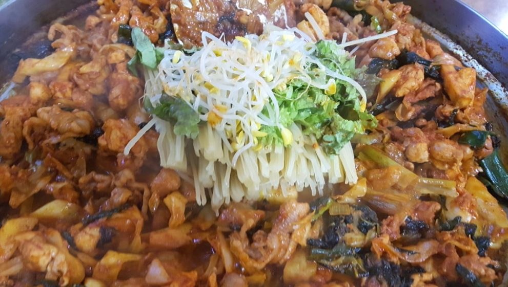 호반닭갈비 매장 이미지