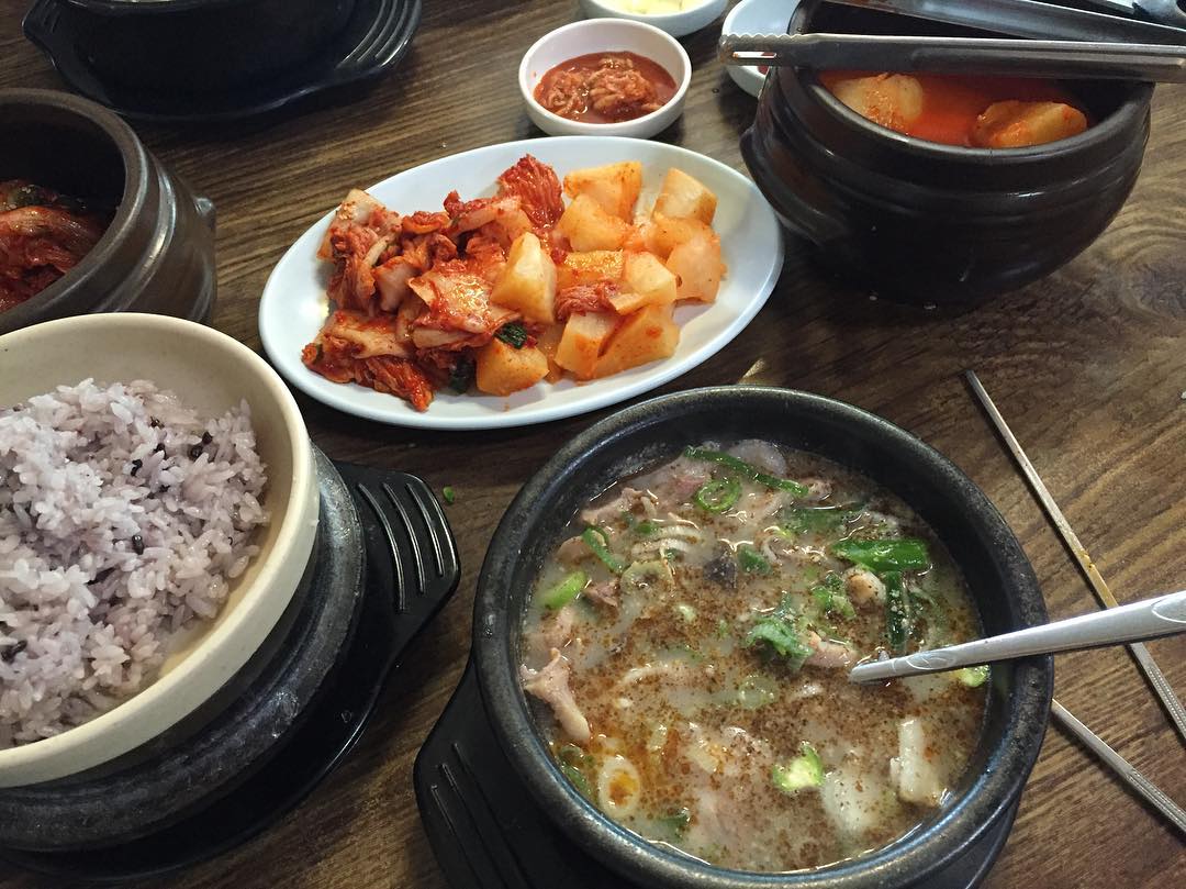 내고향돌솥순대국 매장 이미지