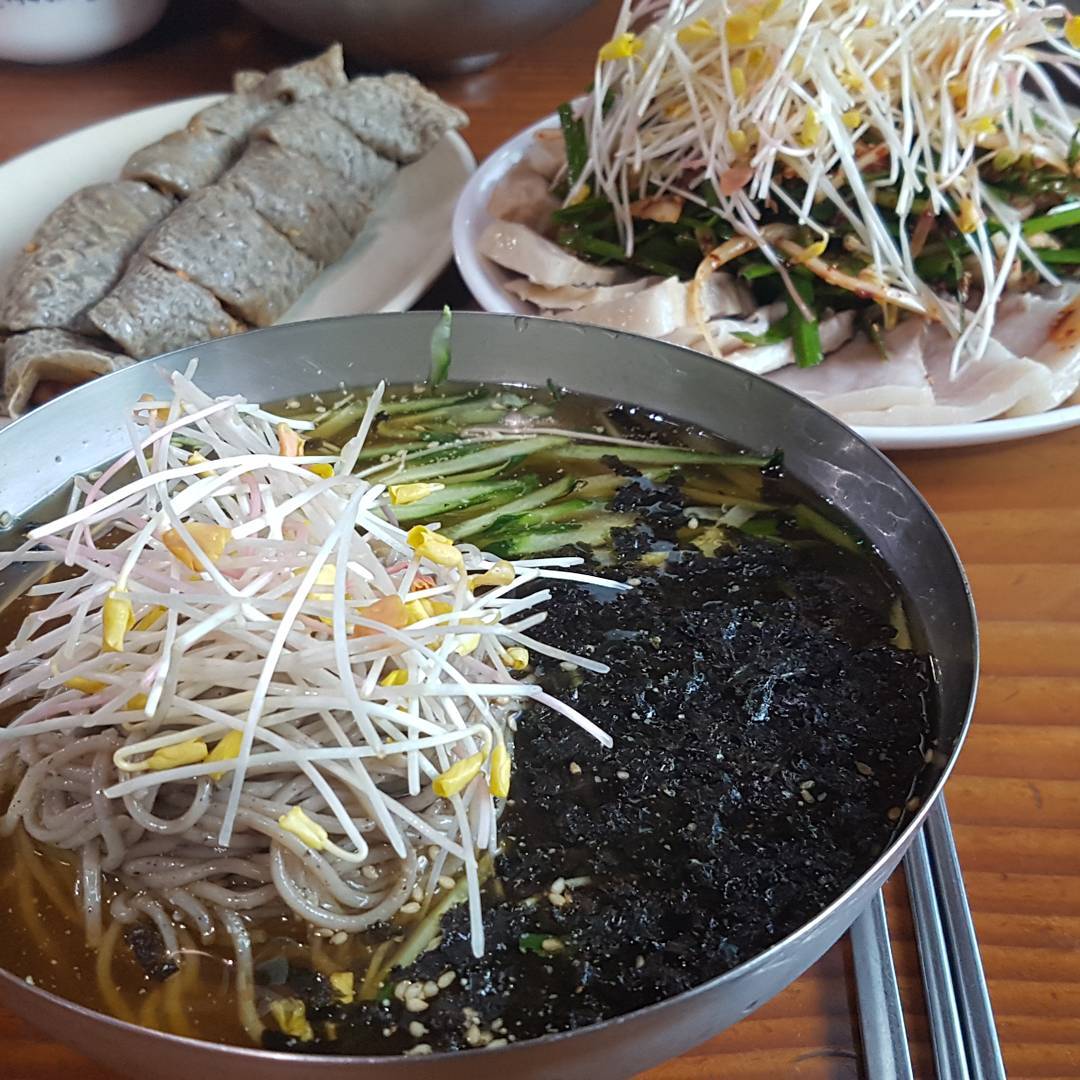 동이네막국수 매장 이미지