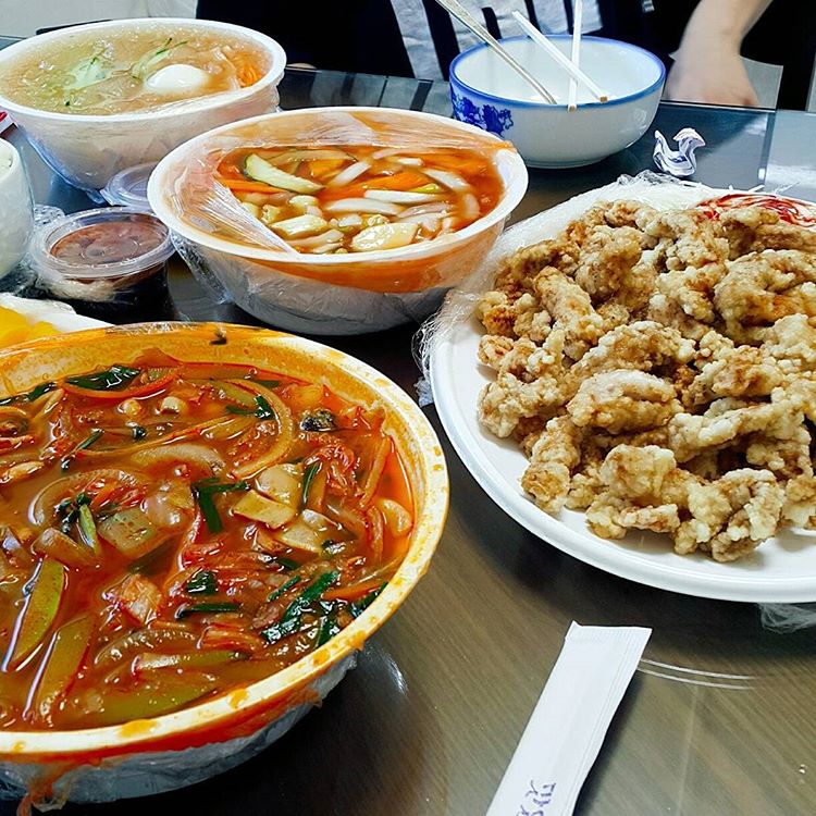 꼬꼬반점 매장 이미지