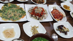 뚝배기식당 매장 이미지