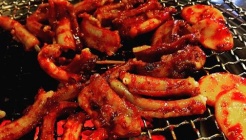 꼼터 강남본점 매장 이미지