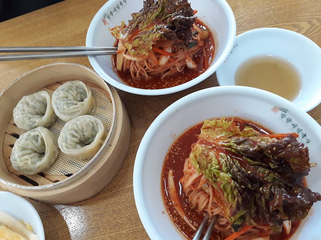 망향비빔국수 매장 이미지