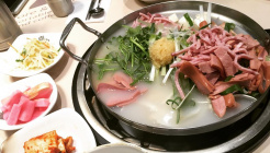153포인츠 부대찌개 매장 이미지