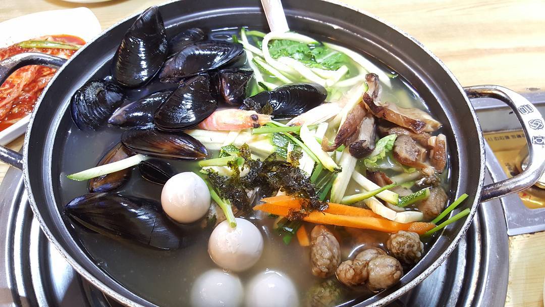 밀촌해물칼국수 매장 이미지