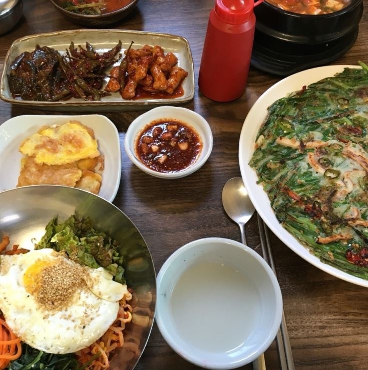 모메존꽁보리밥 매장 이미지