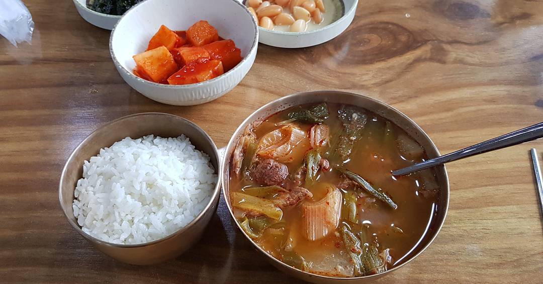 성암골가마솥국밥 매장 이미지