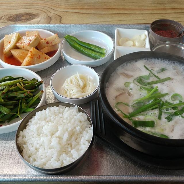 백록담국민국밥 매장 이미지