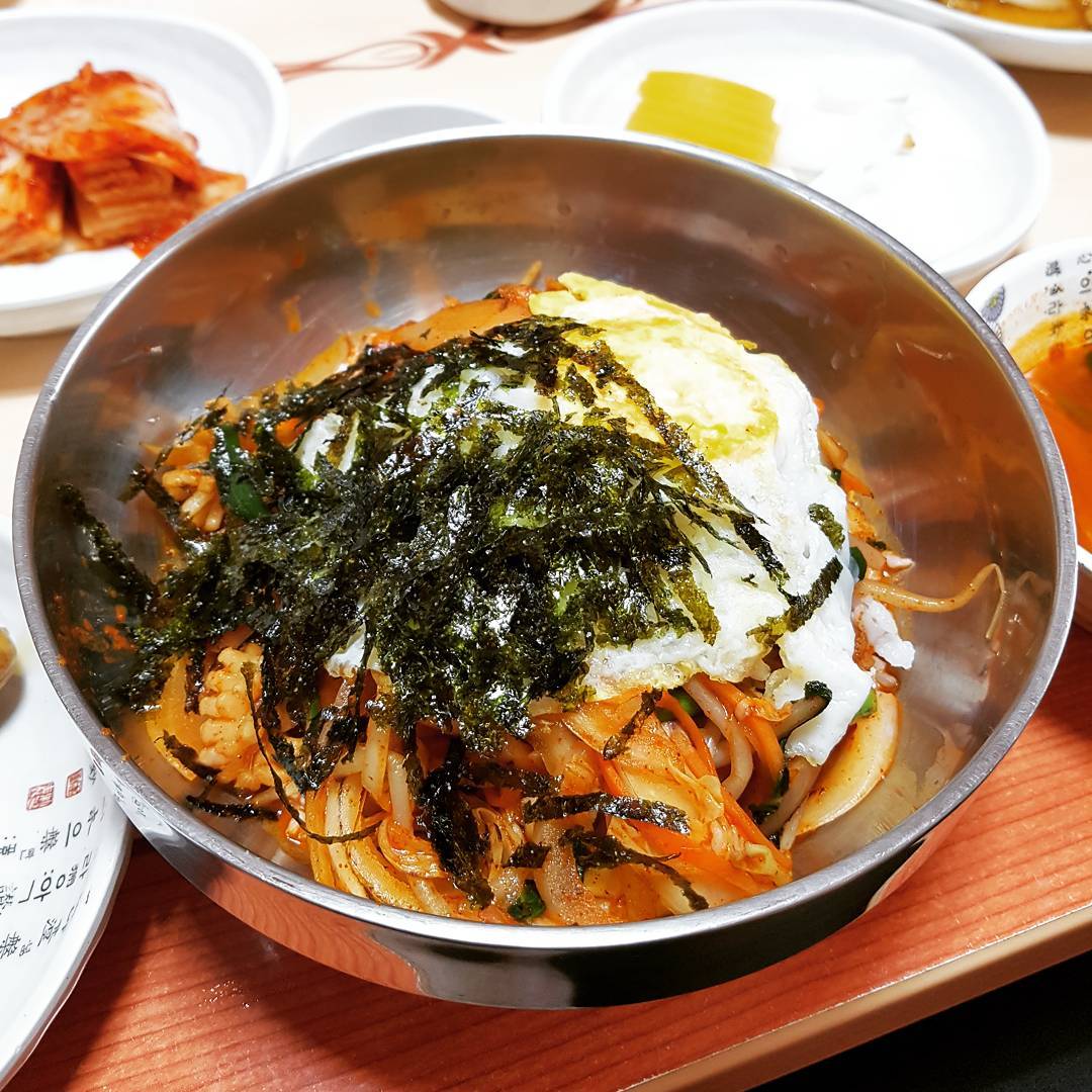 이오이오반점 매장 이미지