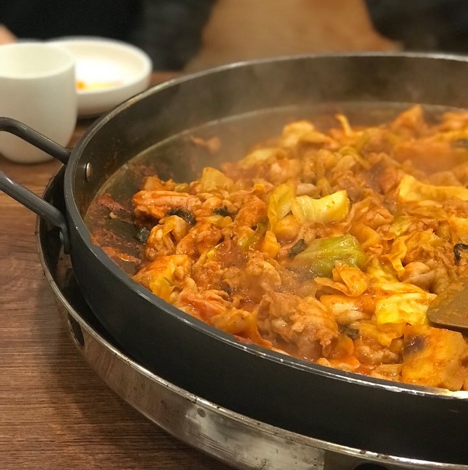 춘천닭갈비본가칡냉면 매장 이미지