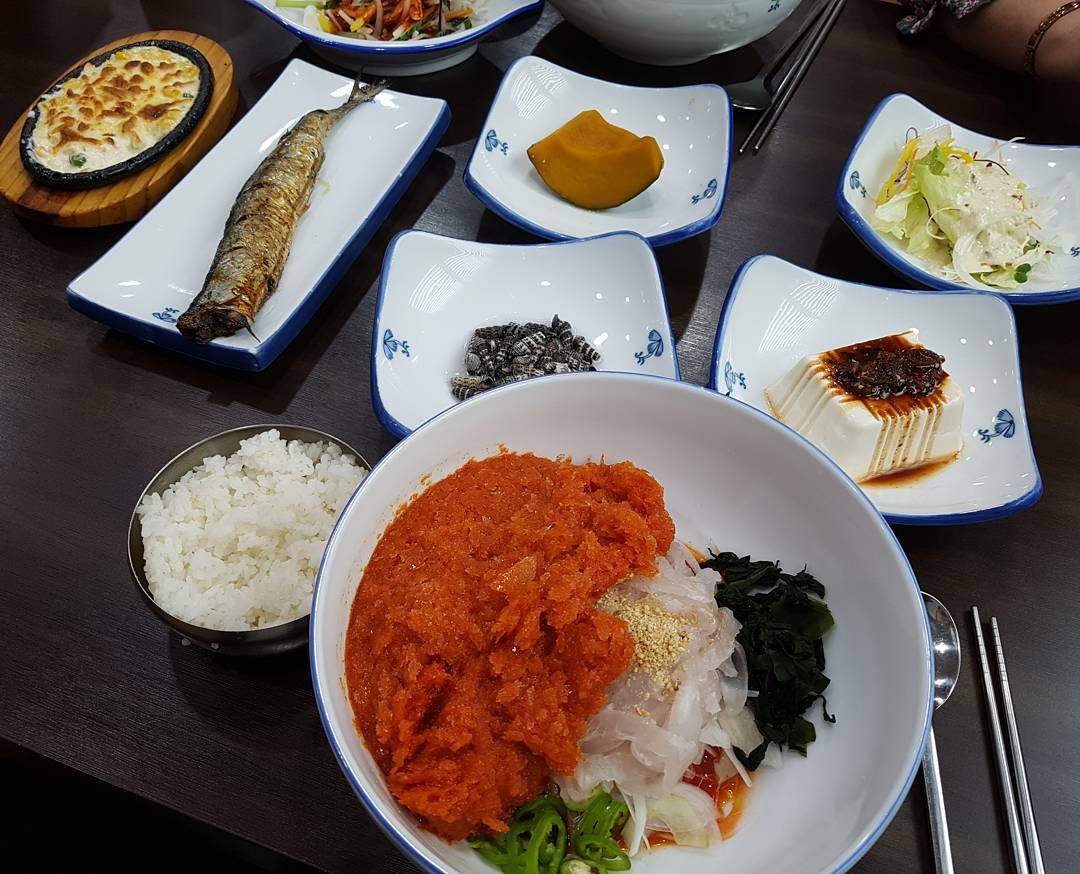 충무회초밥 매장 이미지