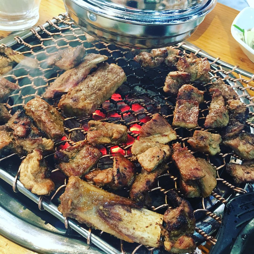 천지인 매장 이미지