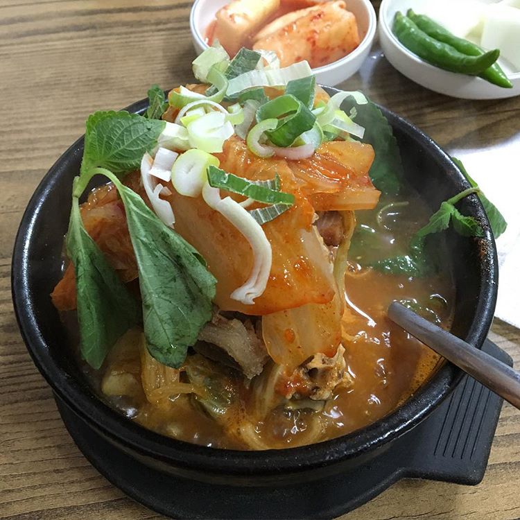 전주콩나물국밥 콩주발 매장 이미지