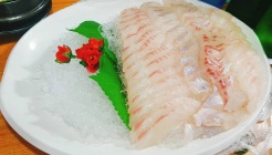 총각수산 매장 이미지