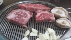 훈제식숯불구이전문점꾸버바 매장 이미지