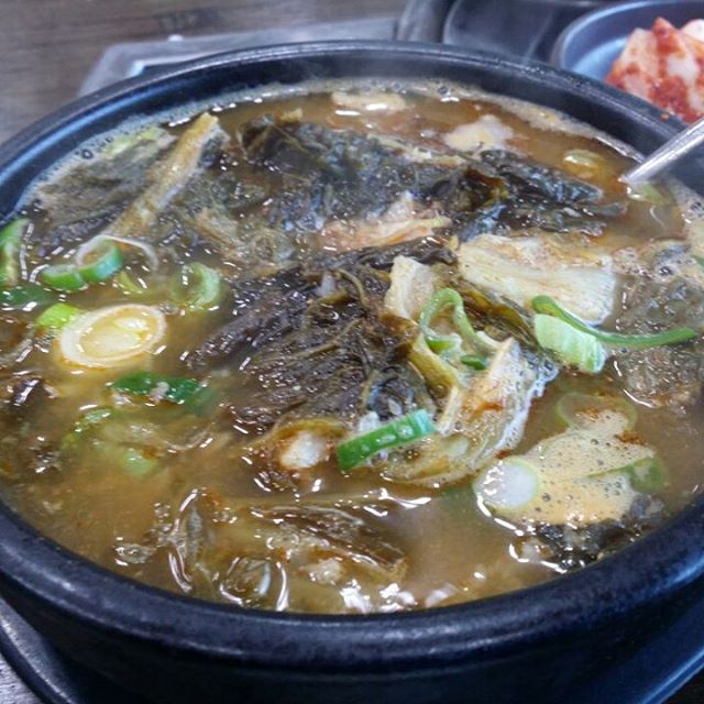 통뼈감자탕 매장 이미지
