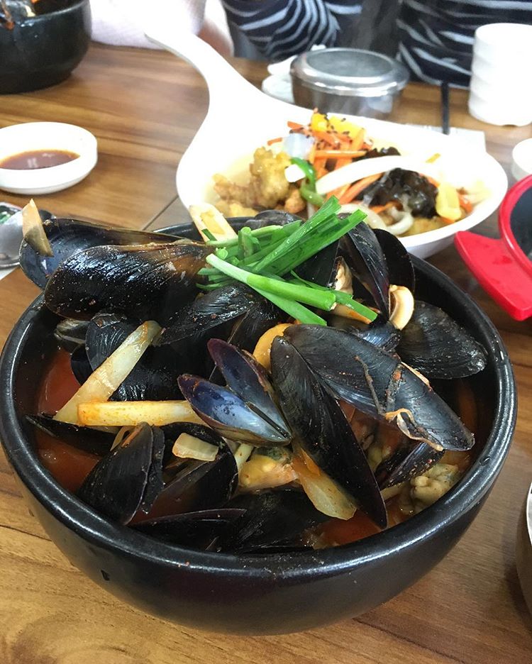 홍굴이해물짬뽕 매장 이미지