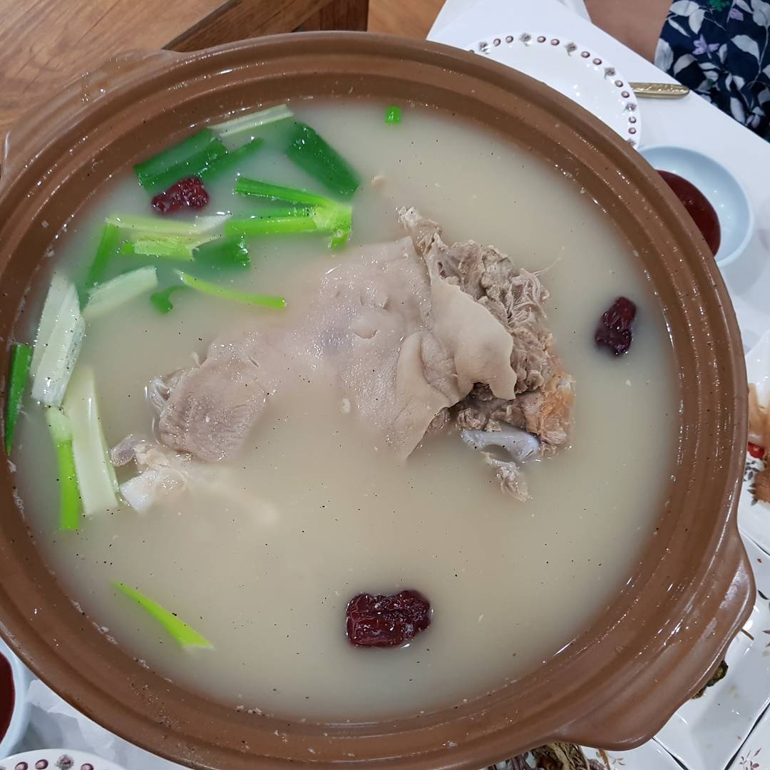 애저옛터 매장 이미지