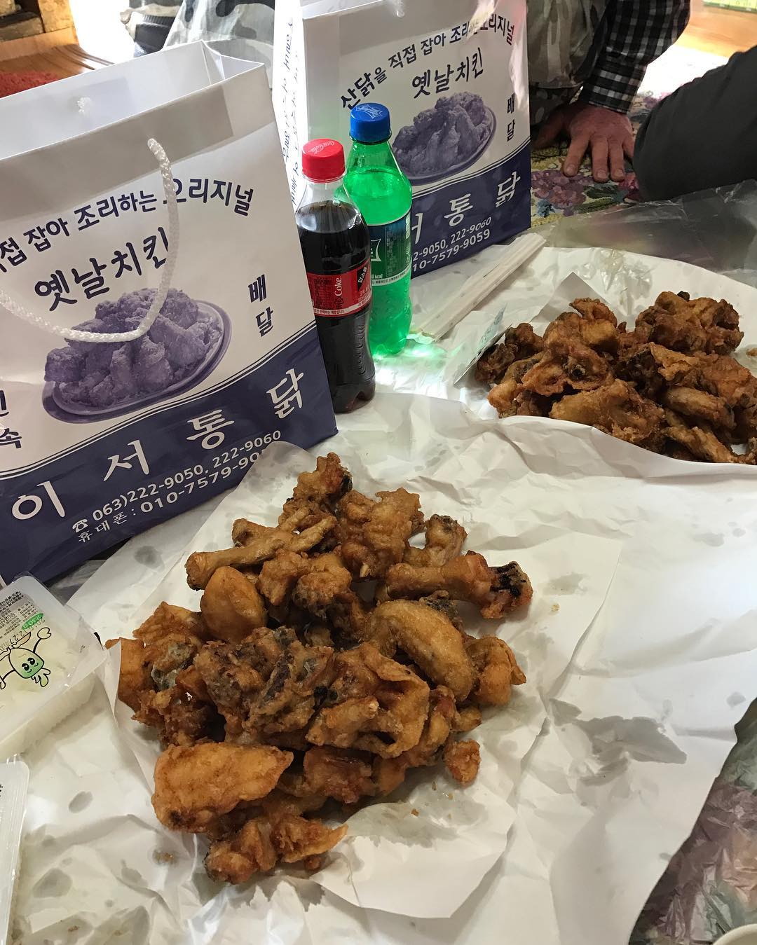 이서통닭 매장 이미지