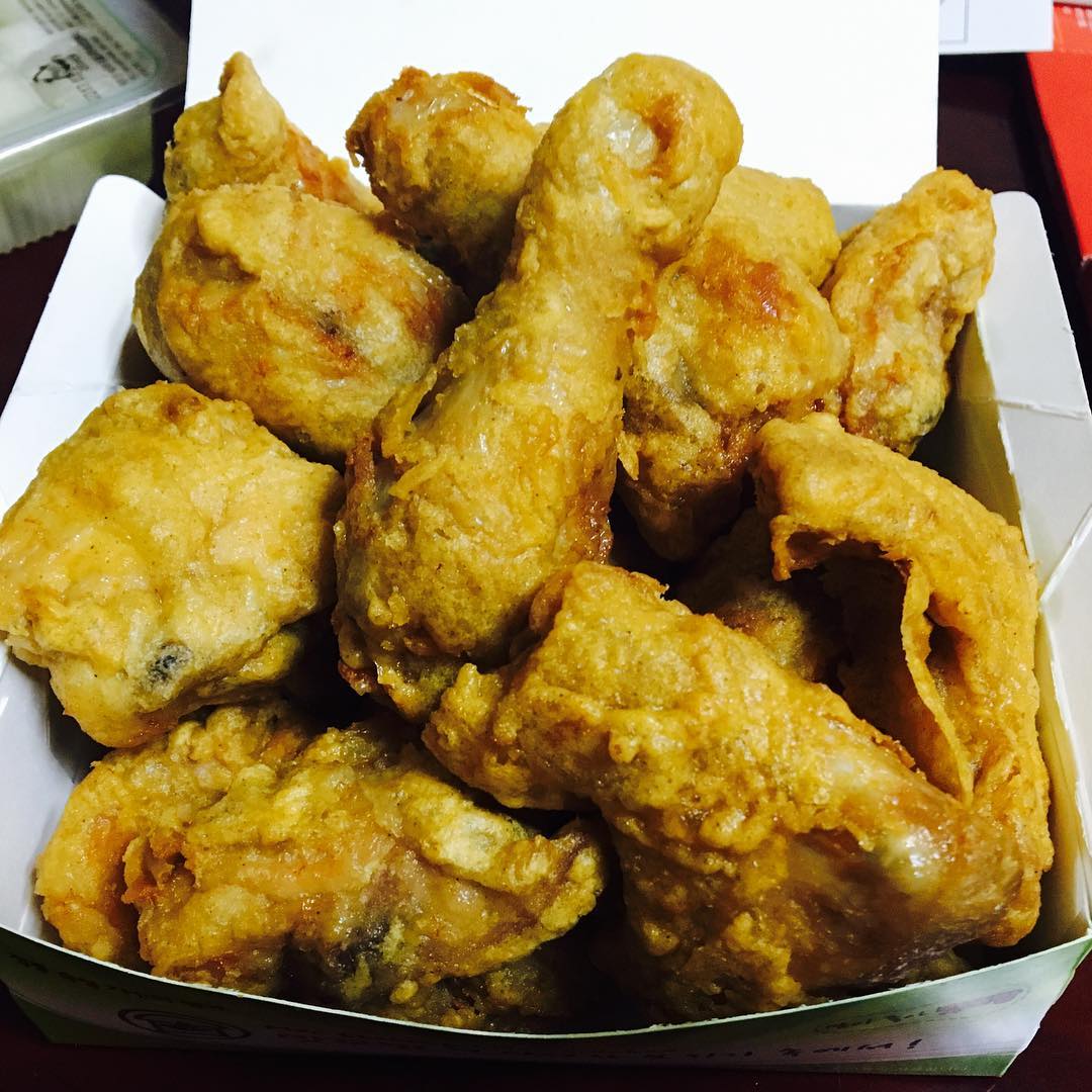 맛꼬방치킨 매장 이미지