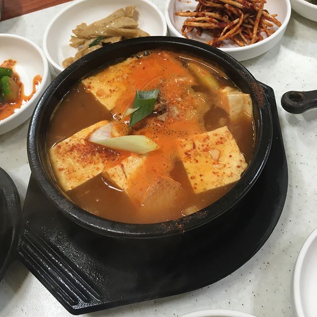 정든고향집 매장 이미지