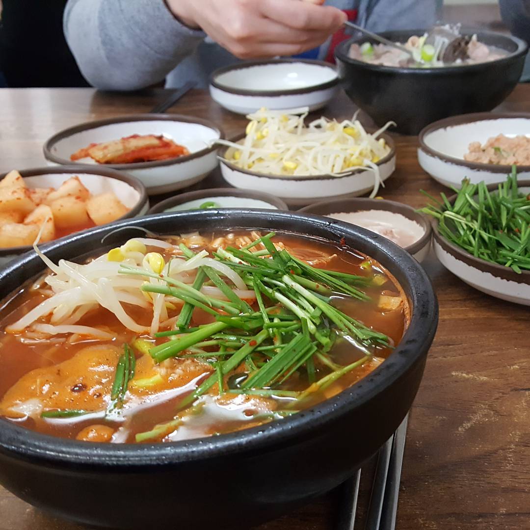 시장식당 매장 이미지