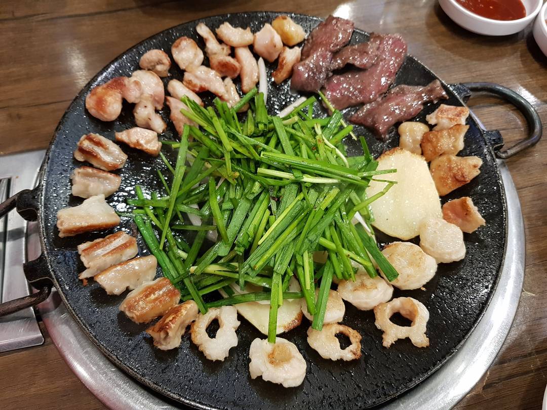 신의주곱창과국밥이만나는곳 매장 이미지