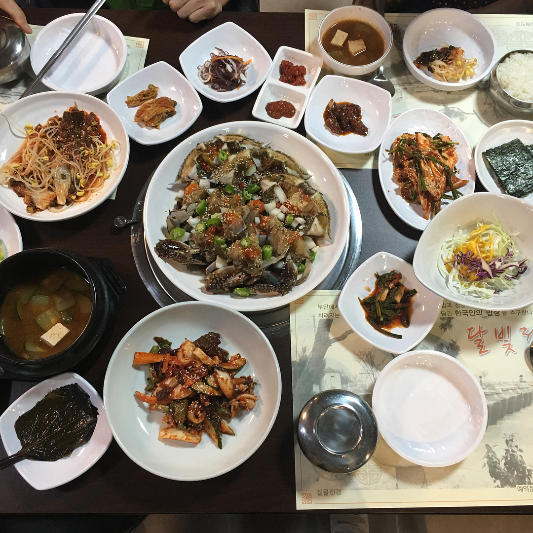 달빛정원 꽃게장 매장 이미지