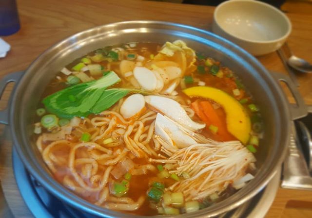 봉창이해물칼국수 매장 이미지