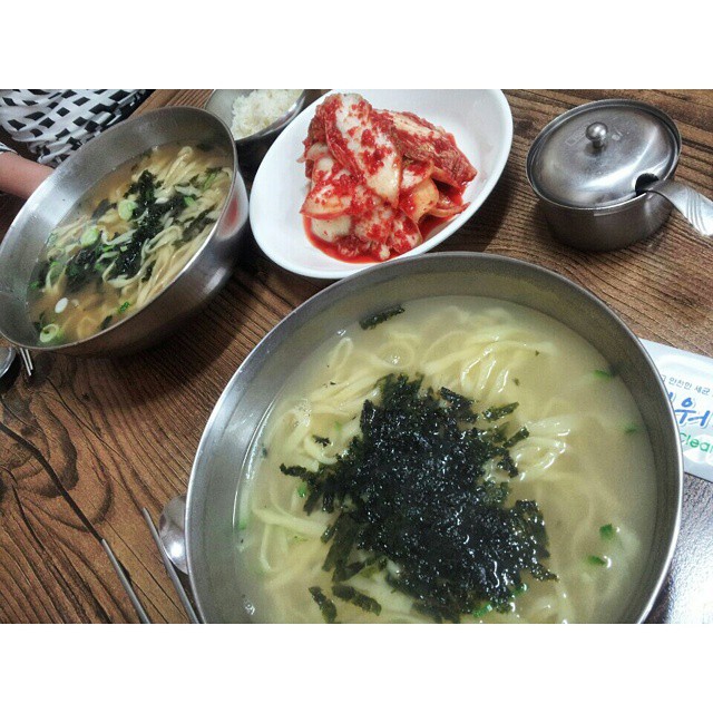 일품칼국수 매장 이미지