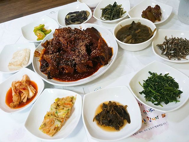 태산식당 매장 이미지