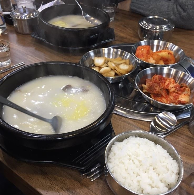 진설옥 설렁탕 매장 이미지