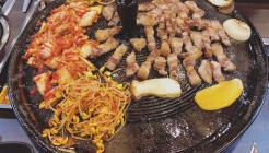 촌돼지 매장 이미지