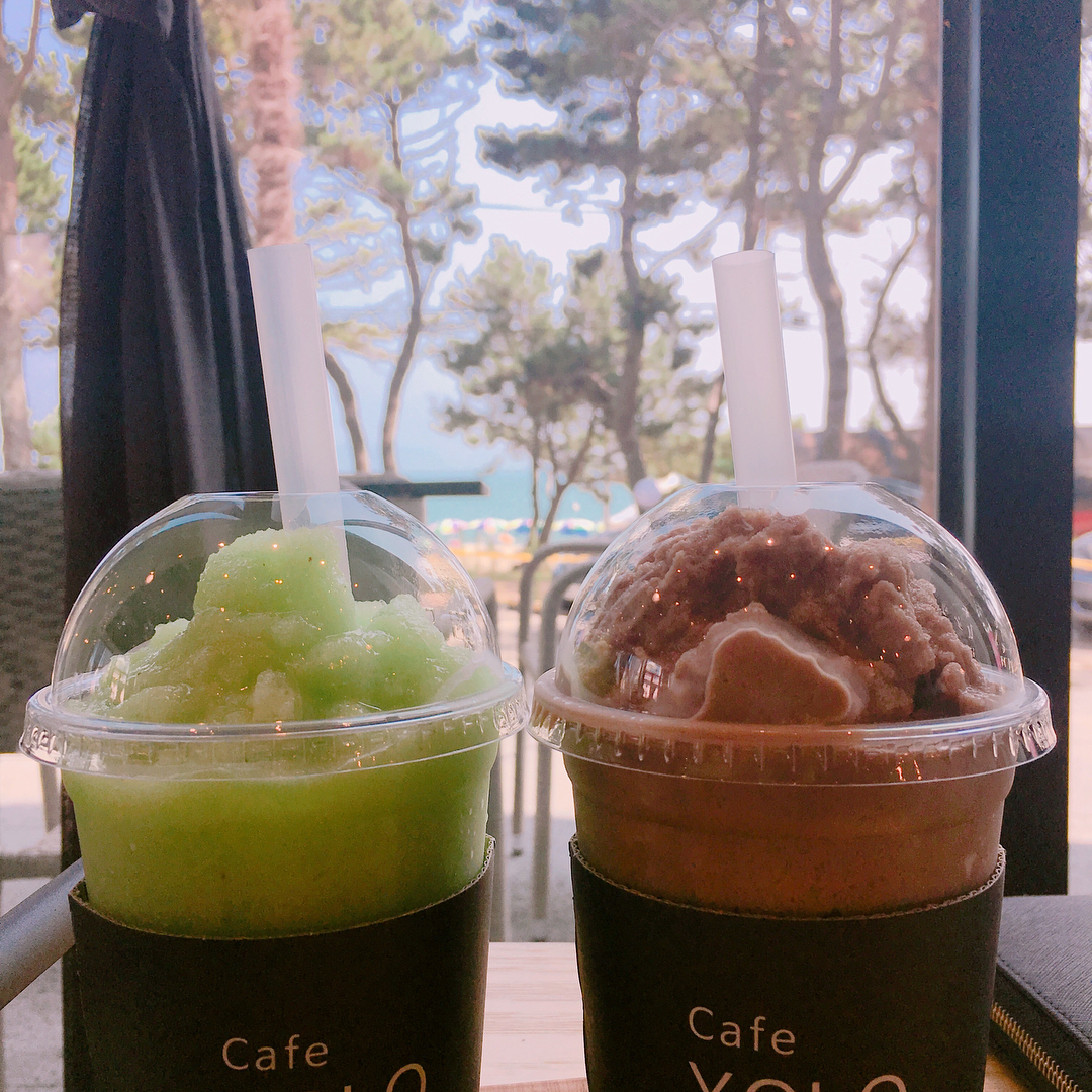 욜로카페 매장 이미지