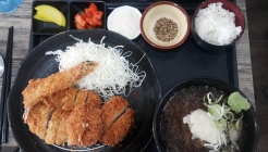 나무아래 매장 이미지