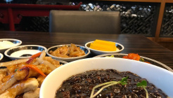 레드차이나 매장 이미지