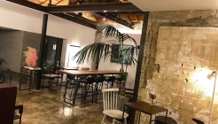 우니쿠스 매장 이미지