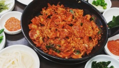 초량불백 매장 이미지