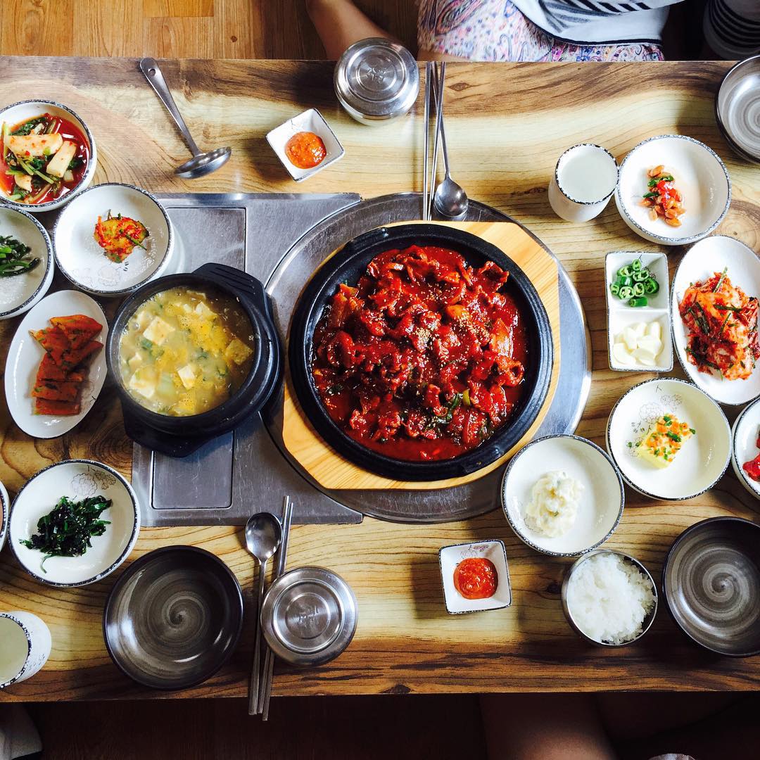 터전 매장 이미지