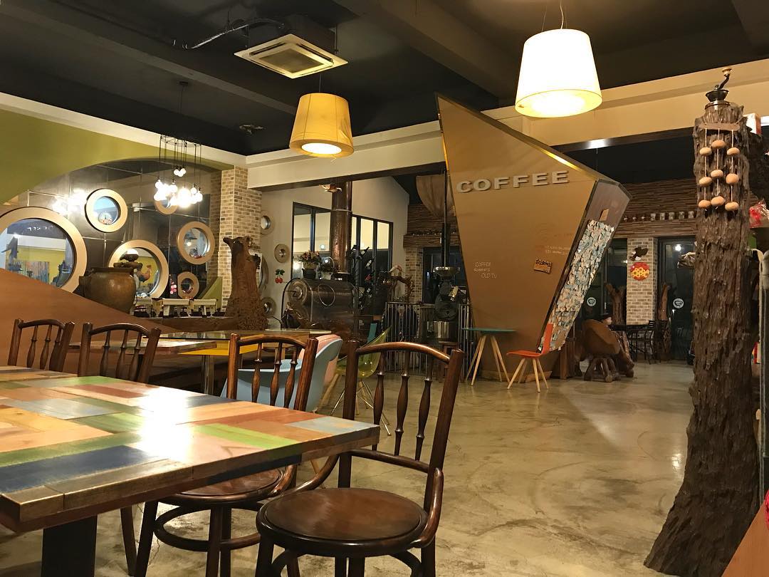 Gallery Cafe Old Tv커피 매장 이미지