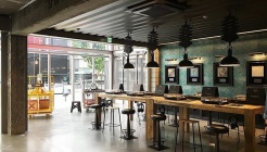 바이닐앤플라스틱 매장 이미지