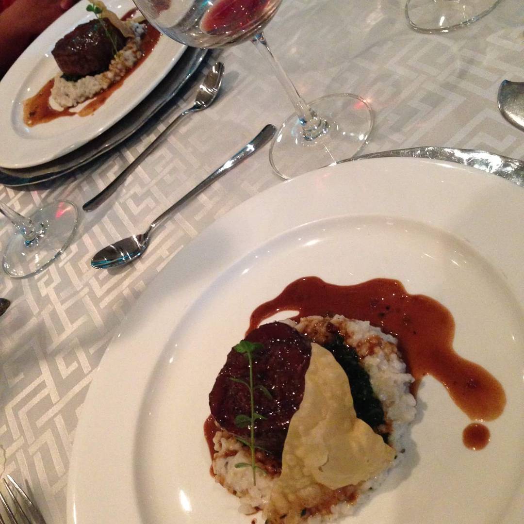 Yats Restaurant and Wine Lounge 매장 이미지