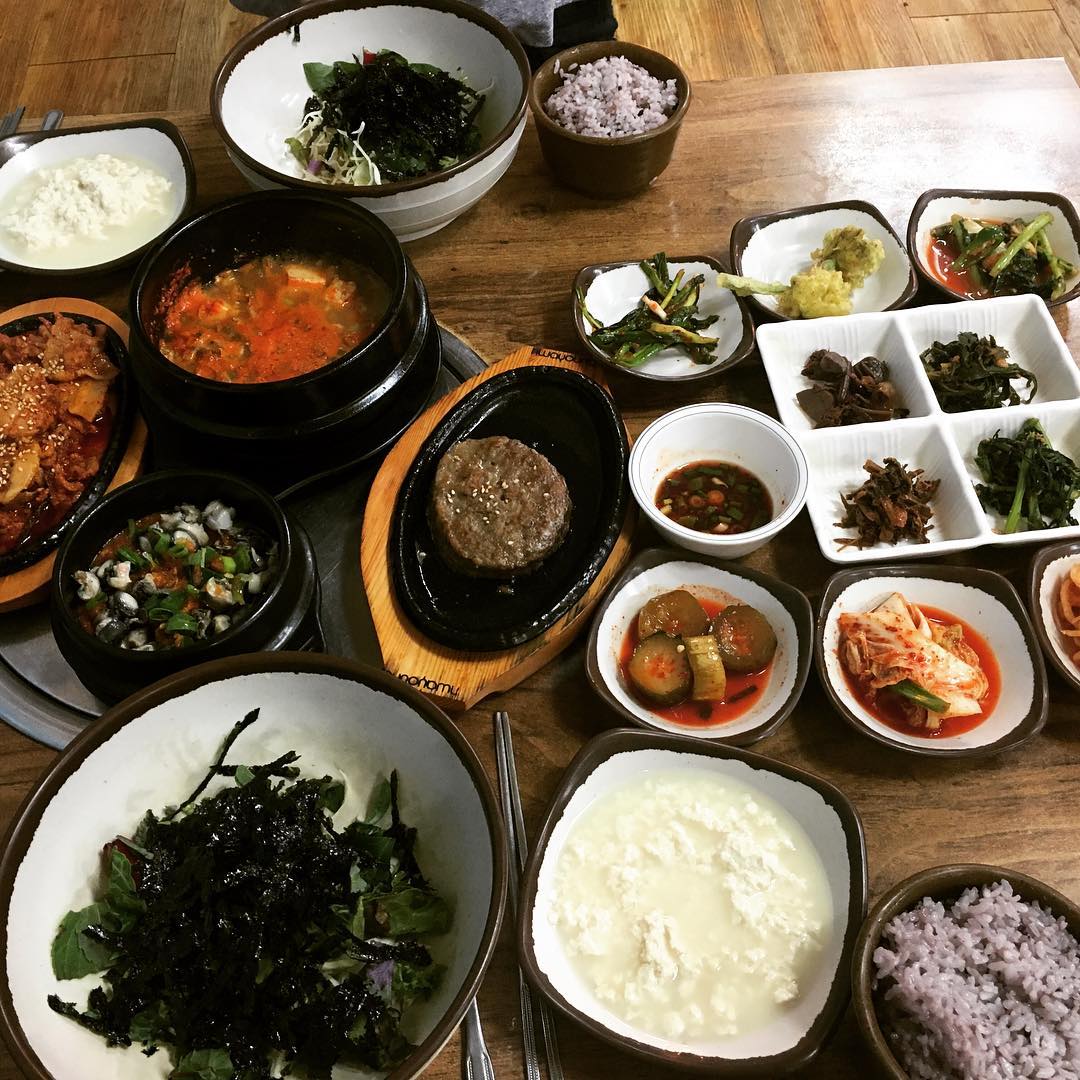 옹기골만찬 매장 이미지